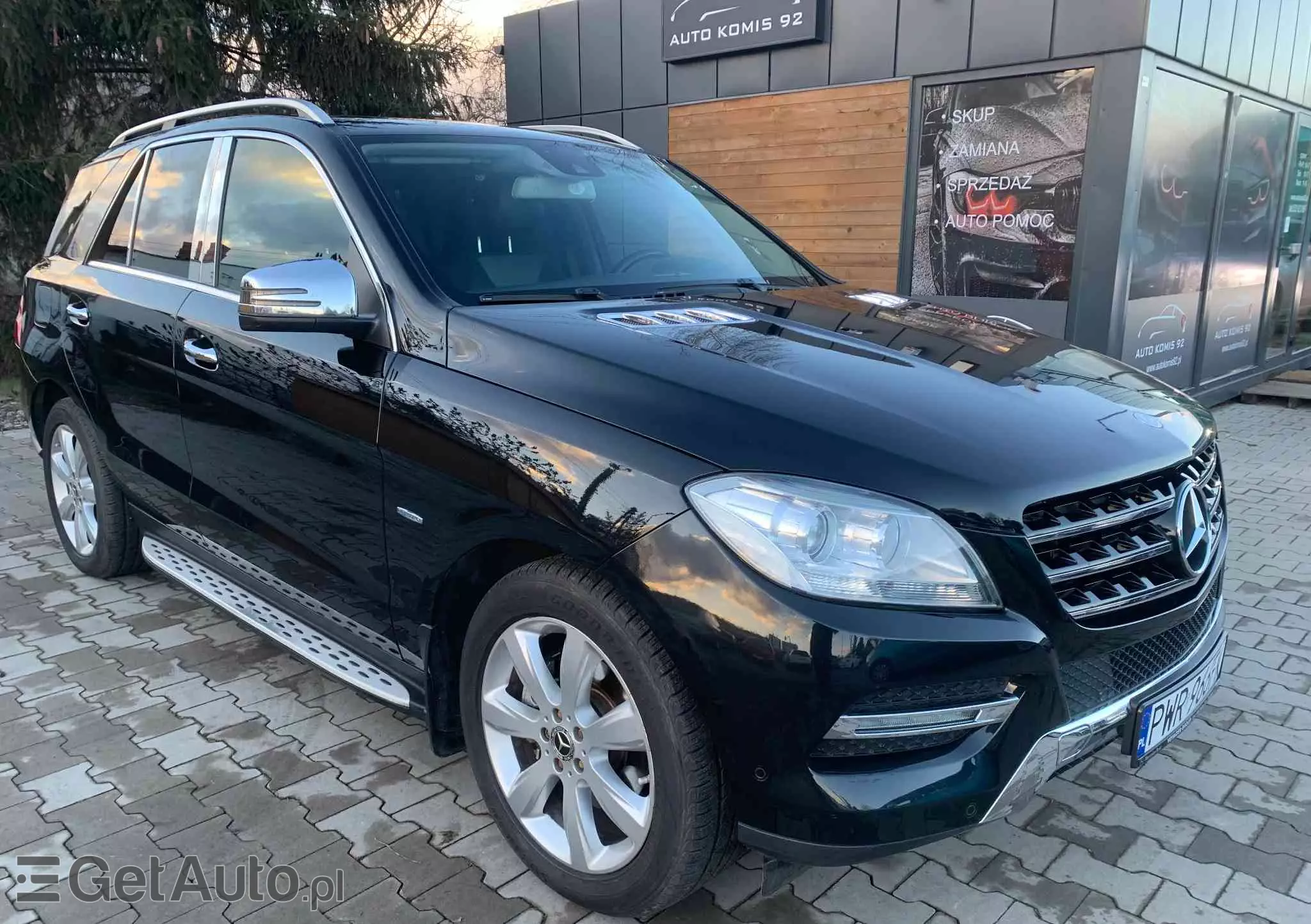 MERCEDES-BENZ ML 350 BlueTEC 4MATIC 7G-TRONIC Edition 1