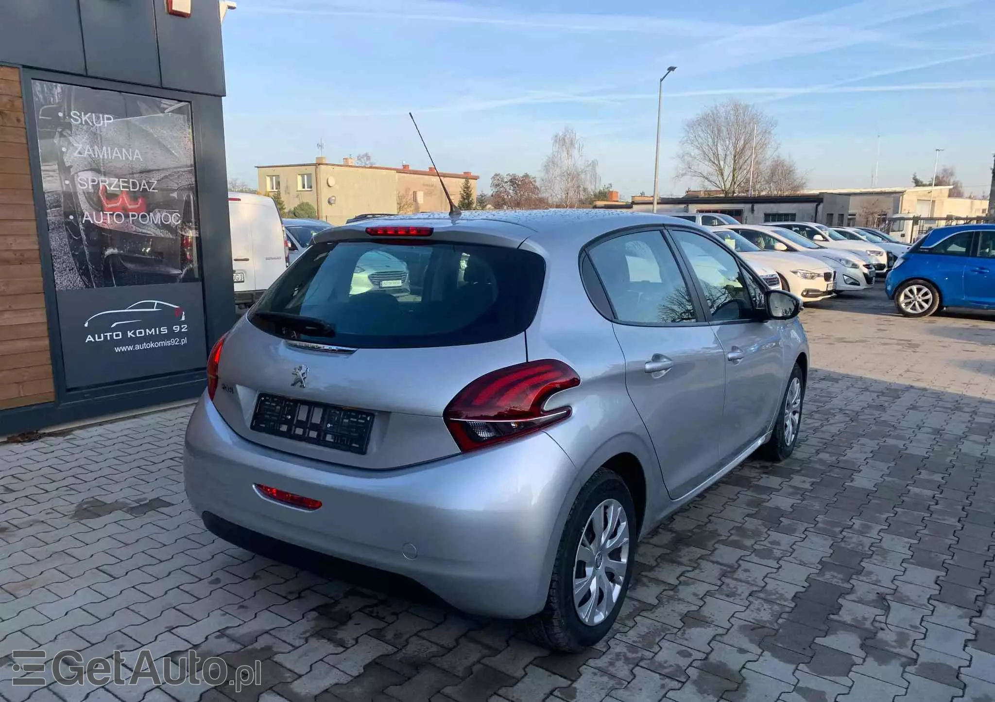 PEUGEOT 208 Blue-HDi 100 Stop&Start Style