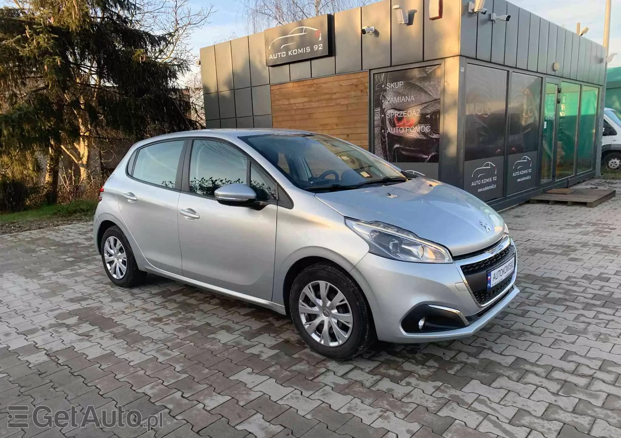 PEUGEOT 208 Blue-HDi 100 Stop&Start Style