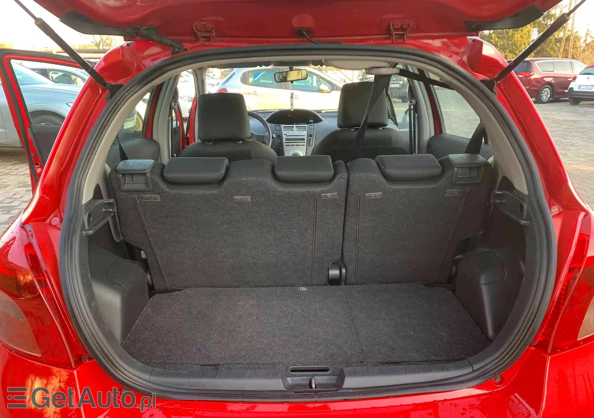 TOYOTA Yaris 1.0 Active