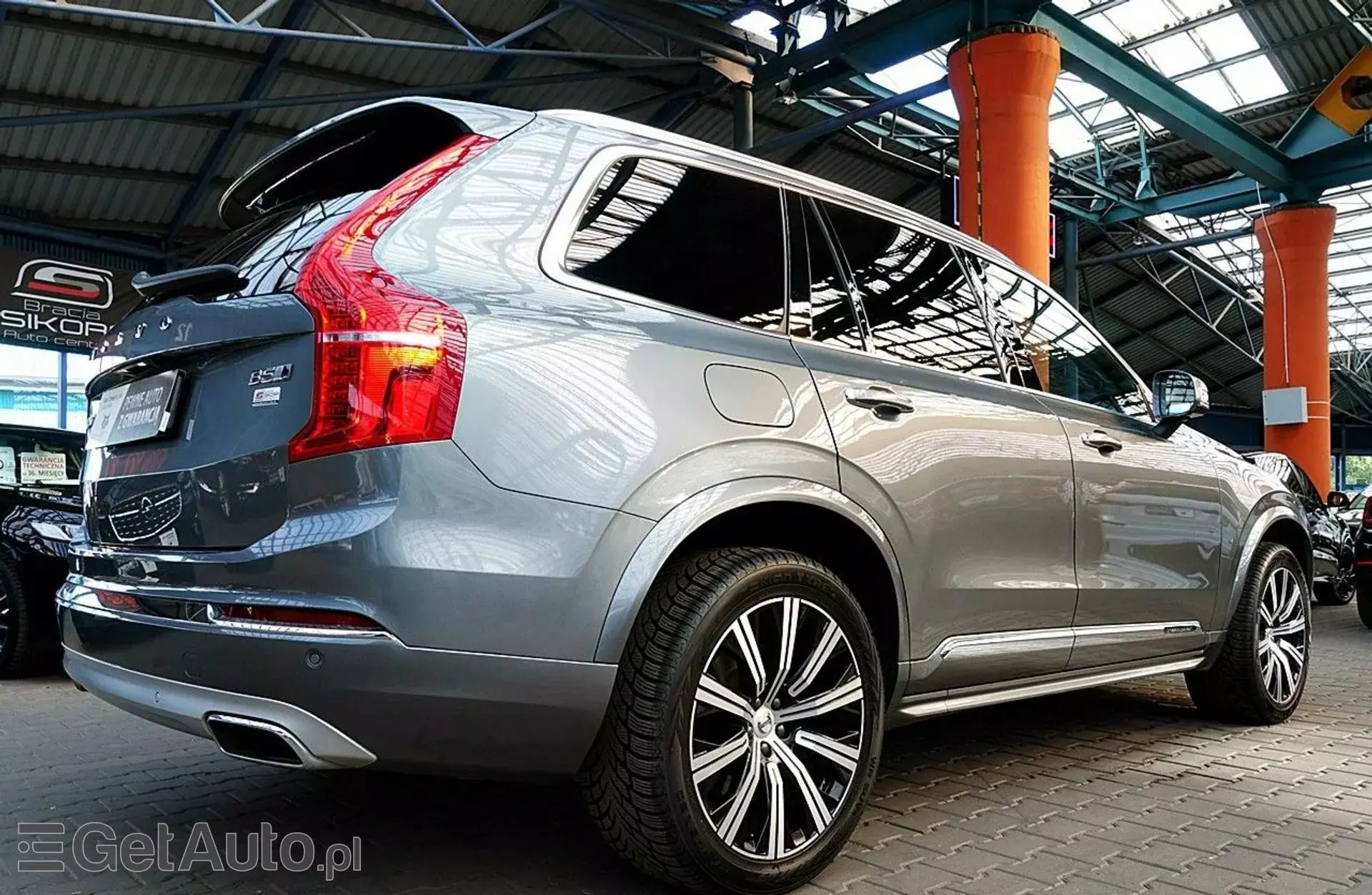 VOLVO XC90 