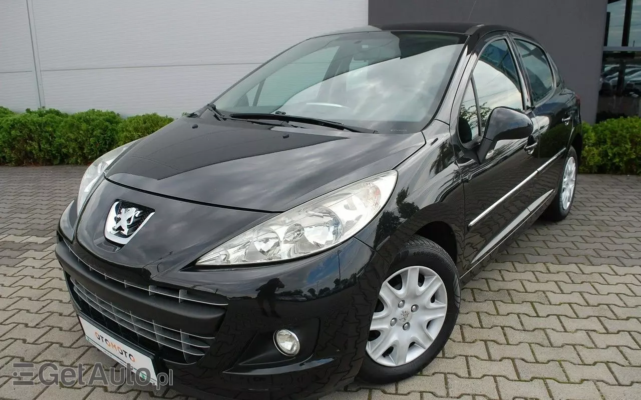 PEUGEOT 207 