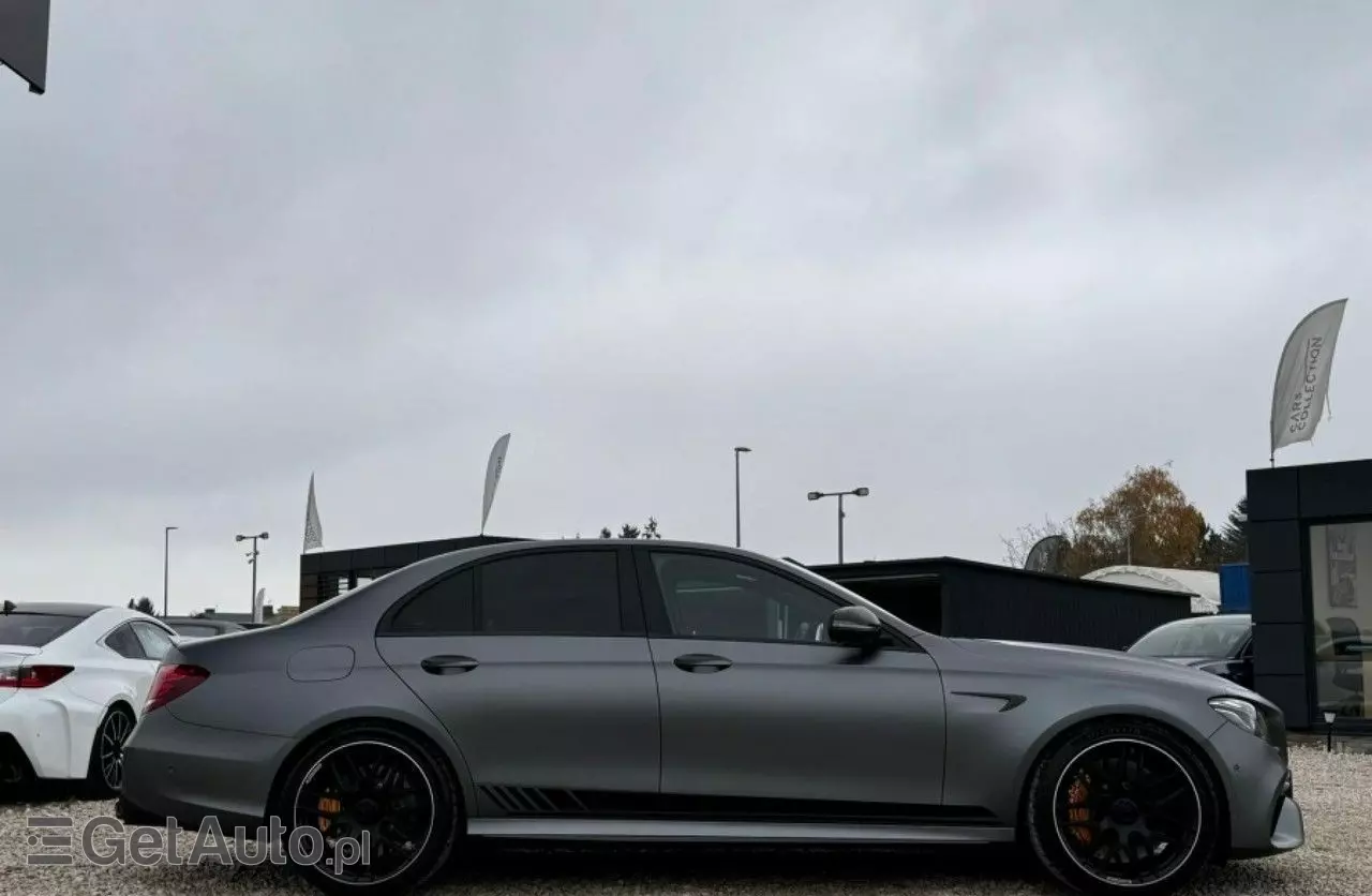 MERCEDES-BENZ Klasa E AMG 63 S 4-Matic+