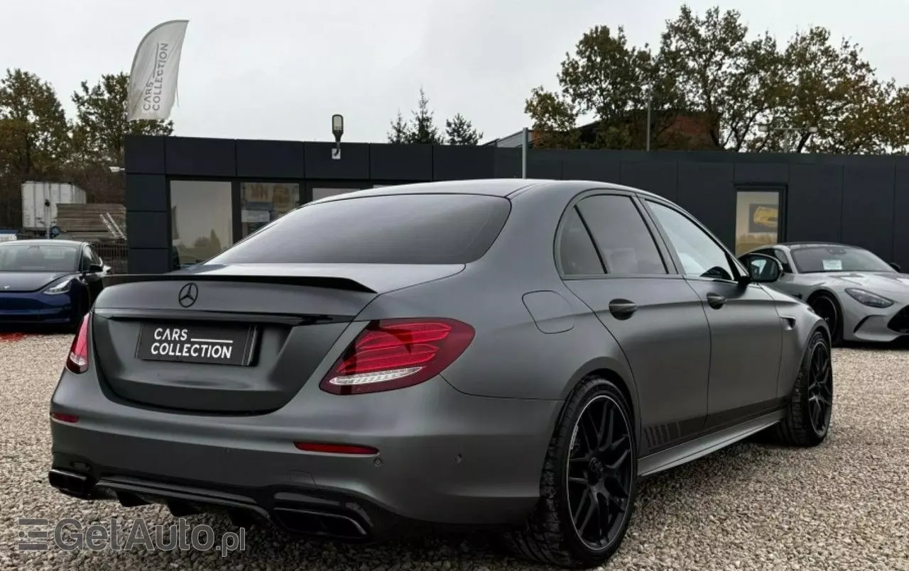 MERCEDES-BENZ Klasa E AMG 63 S 4-Matic+