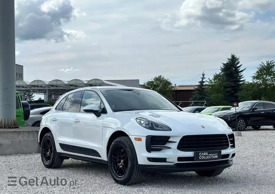 PORSCHE Macan PDK