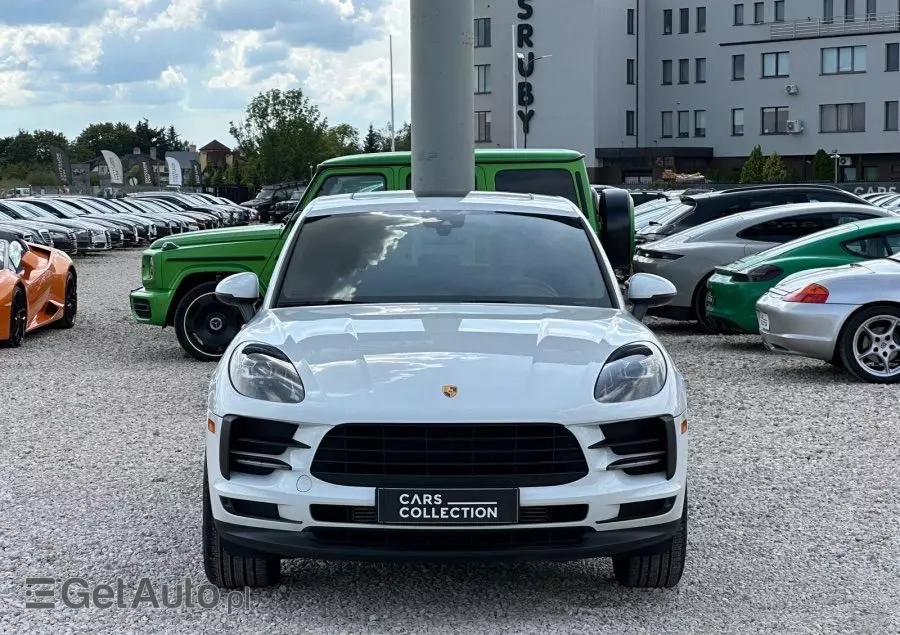 PORSCHE Macan PDK