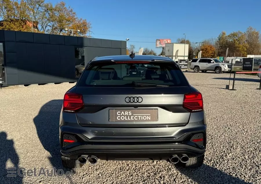 AUDI SQ2 