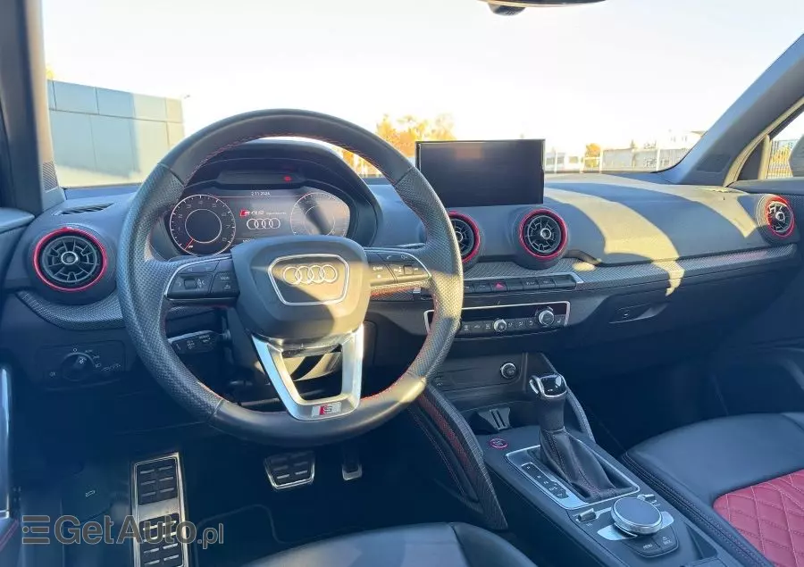 AUDI SQ2 