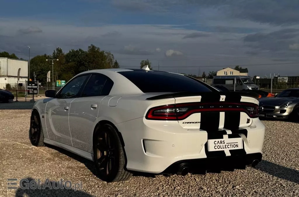 DODGE Charger 