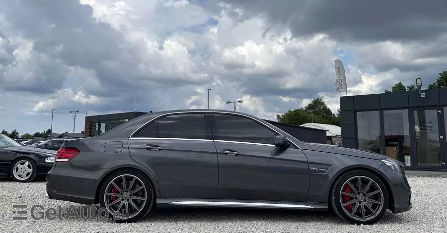 MERCEDES-BENZ Klasa E 63 AMG S 4-Matic