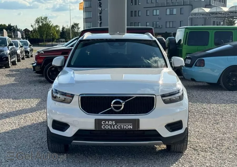 VOLVO XC 40 