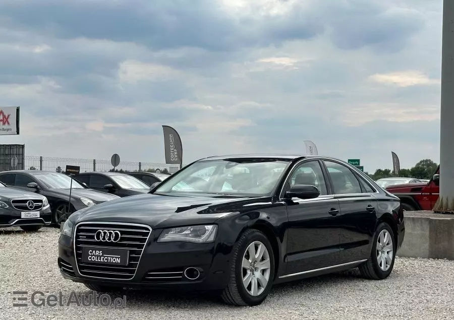 AUDI A8 