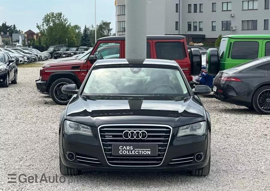 AUDI A8 