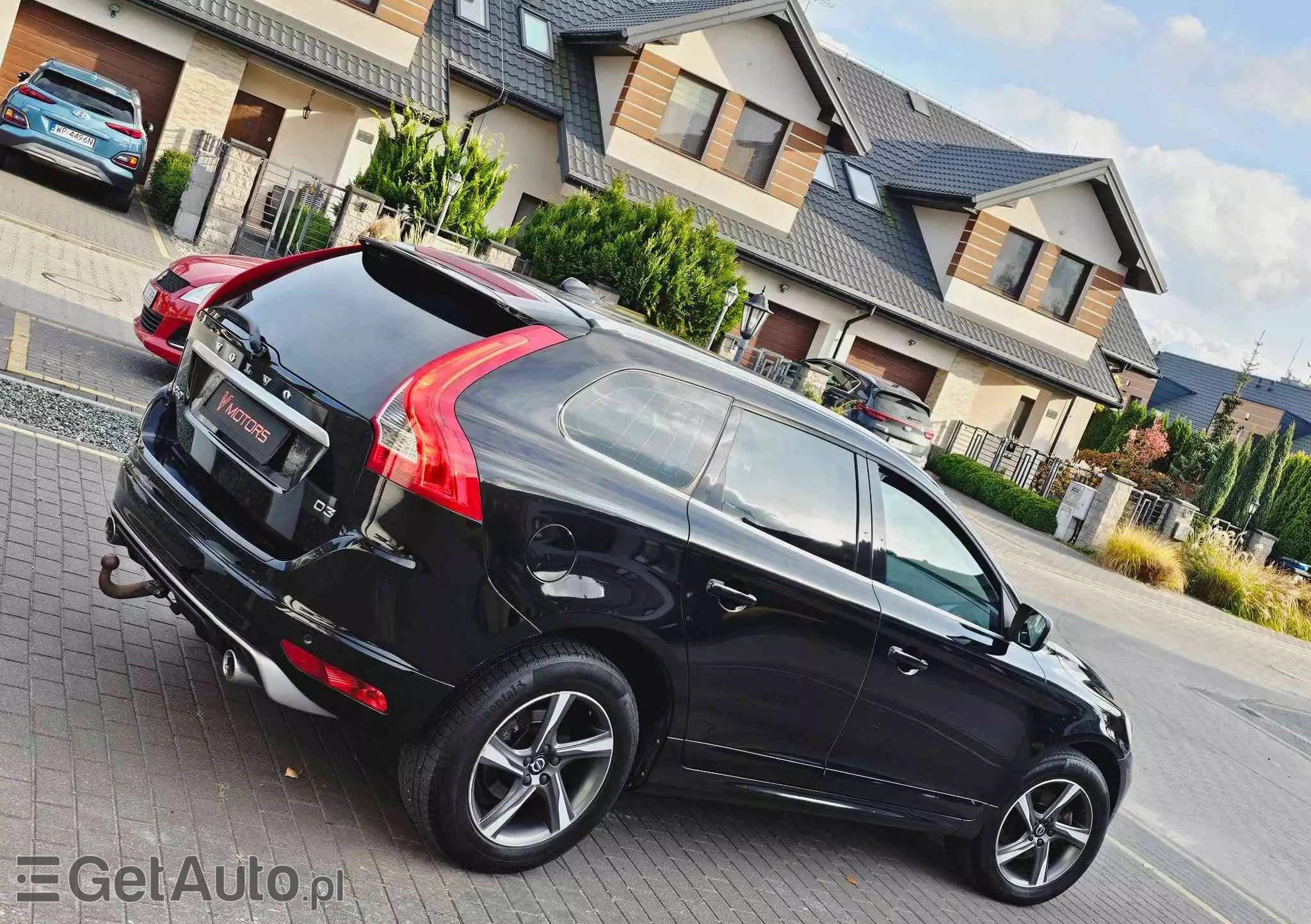 VOLVO XC 60 D3 Drive-E R-Design Momentum