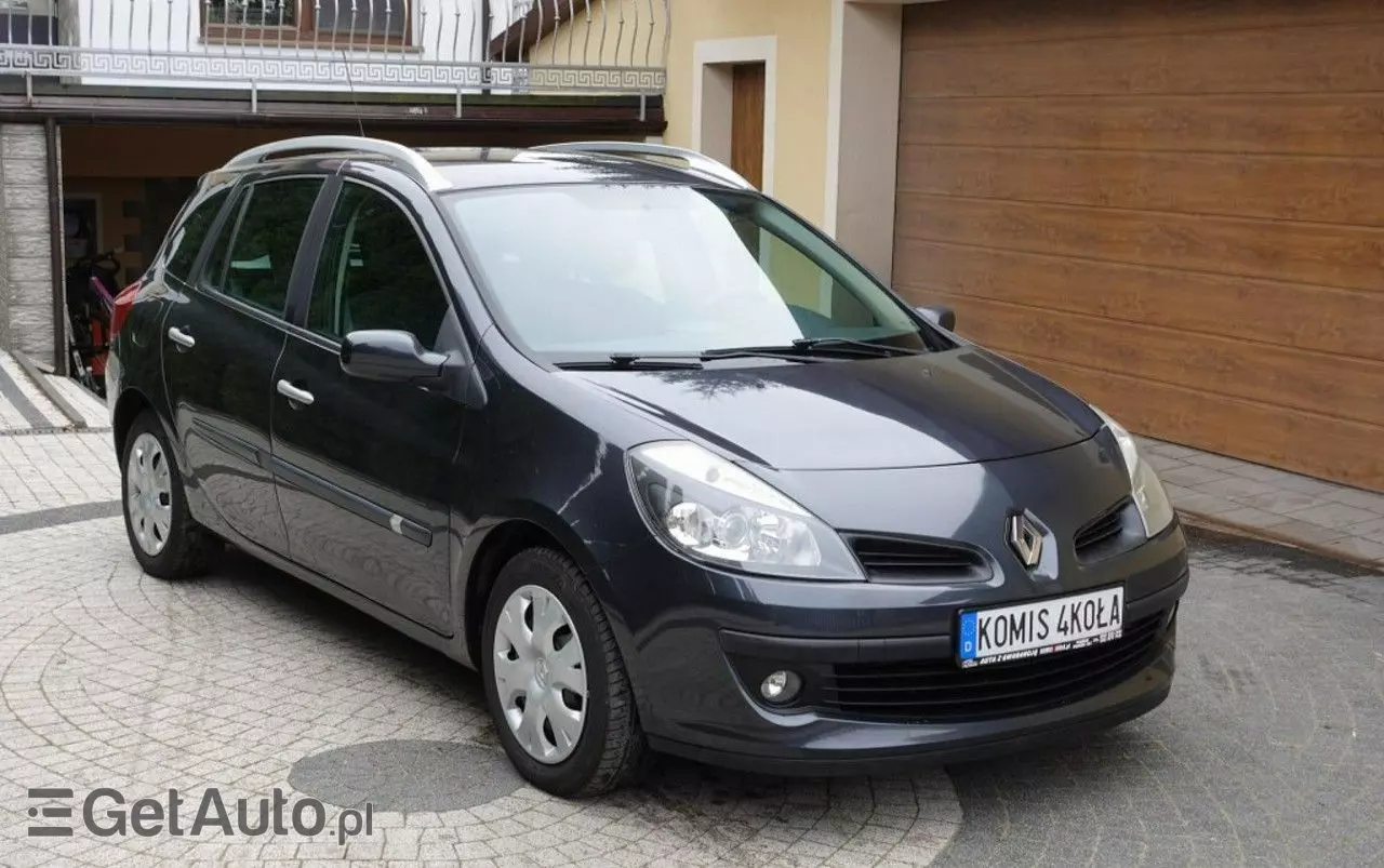 RENAULT Clio 