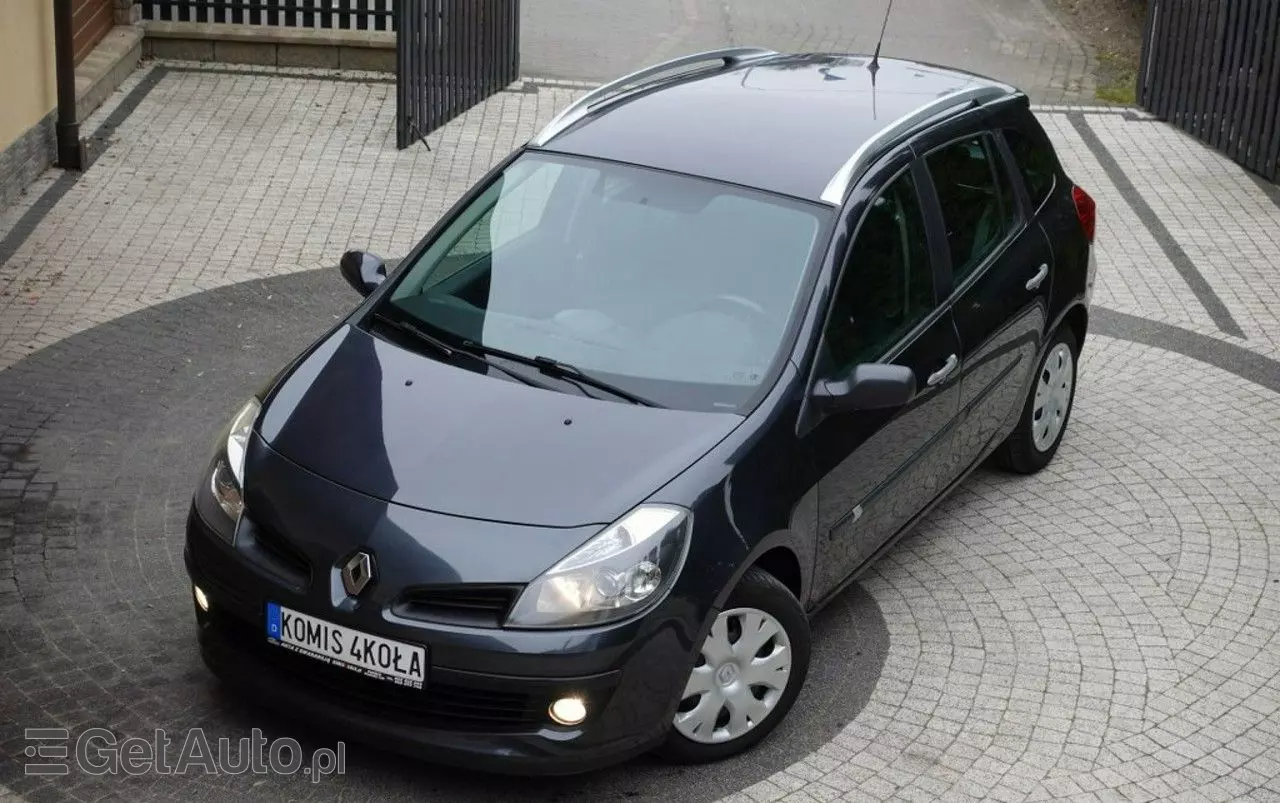 RENAULT Clio 