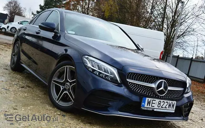 MERCEDES-BENZ Klasa C 300 9G-TRONIC