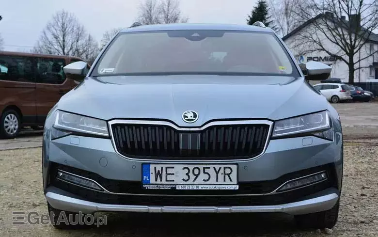 SKODA Superb 2.0 TDI SCR 4x4 Scout DSG