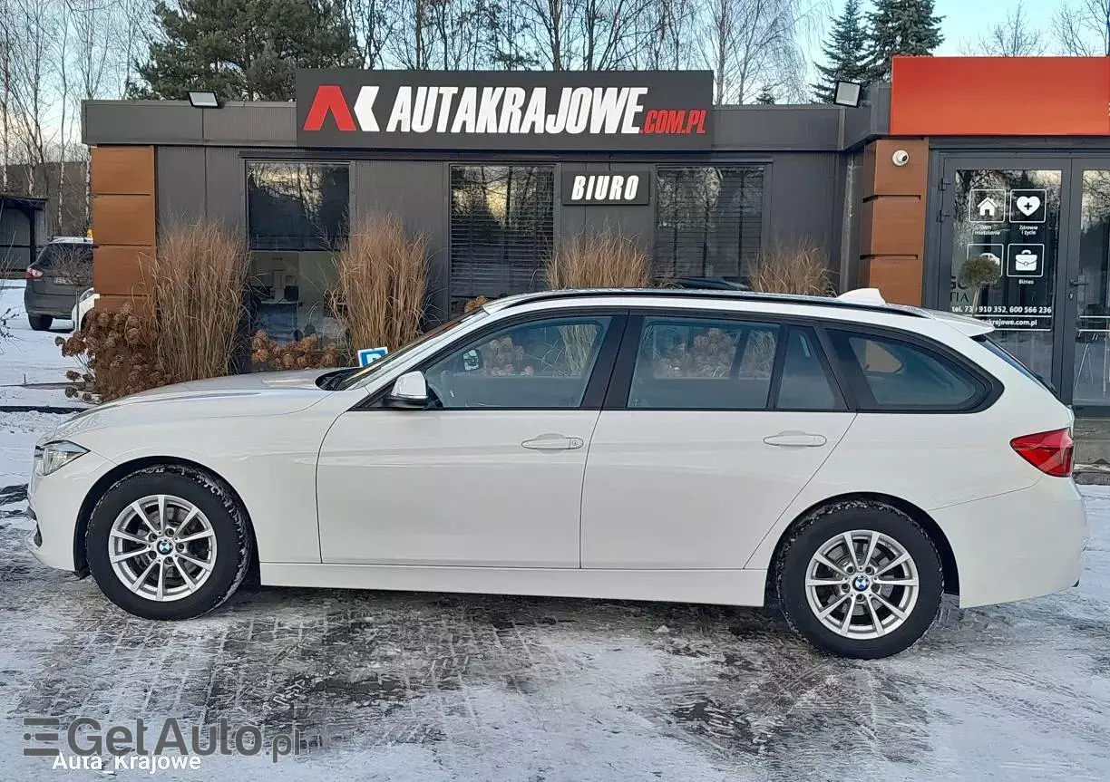 BMW Seria 3 320i GPF xDrive Advantage