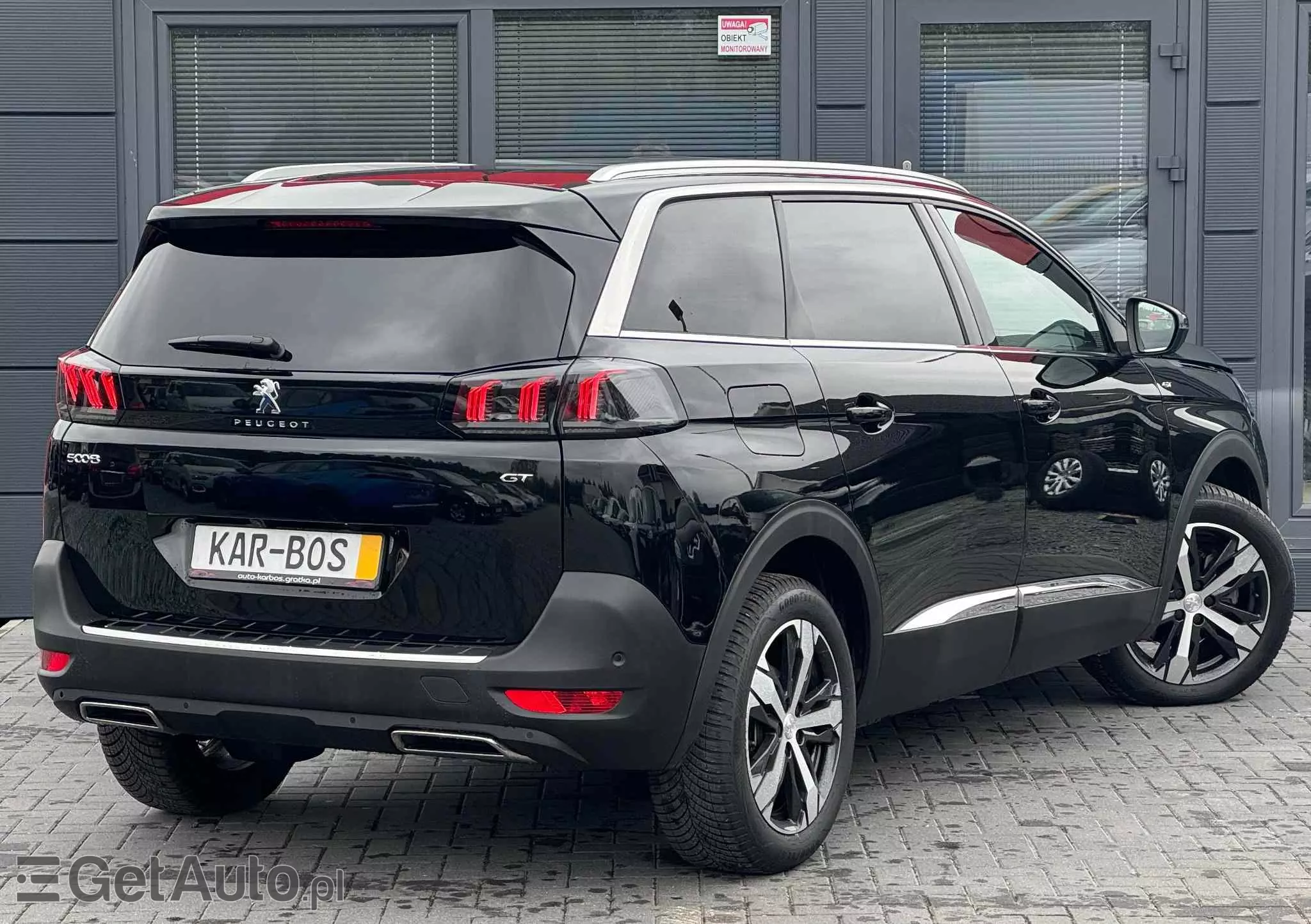 PEUGEOT 5008 BlueHDI 180 EAT6 GT