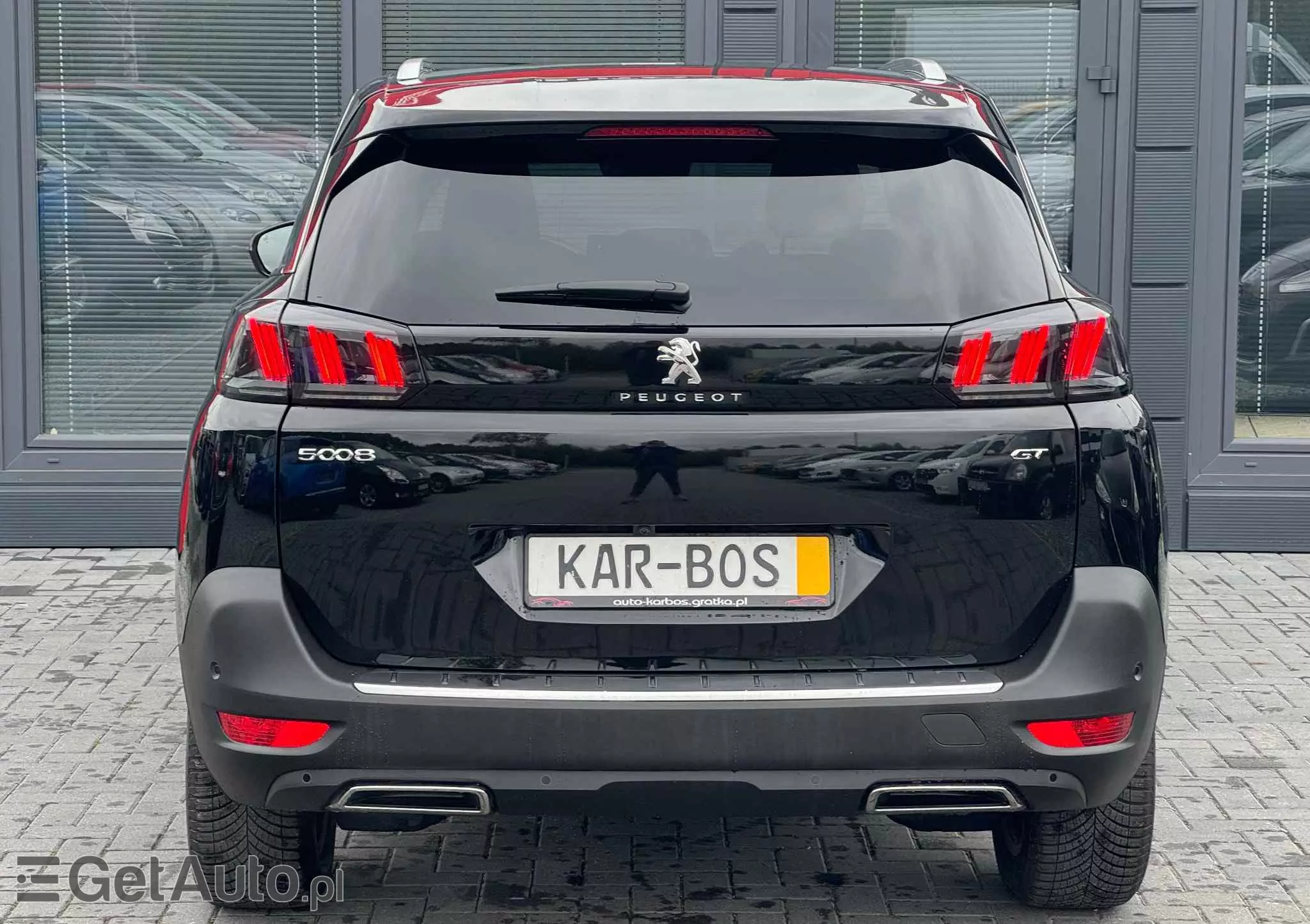 PEUGEOT 5008 BlueHDI 180 EAT6 GT