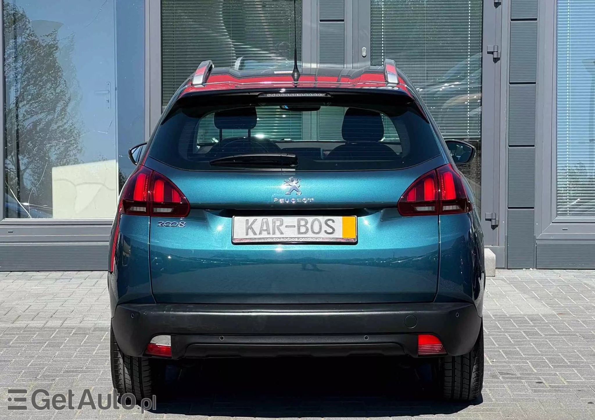 PEUGEOT 2008 