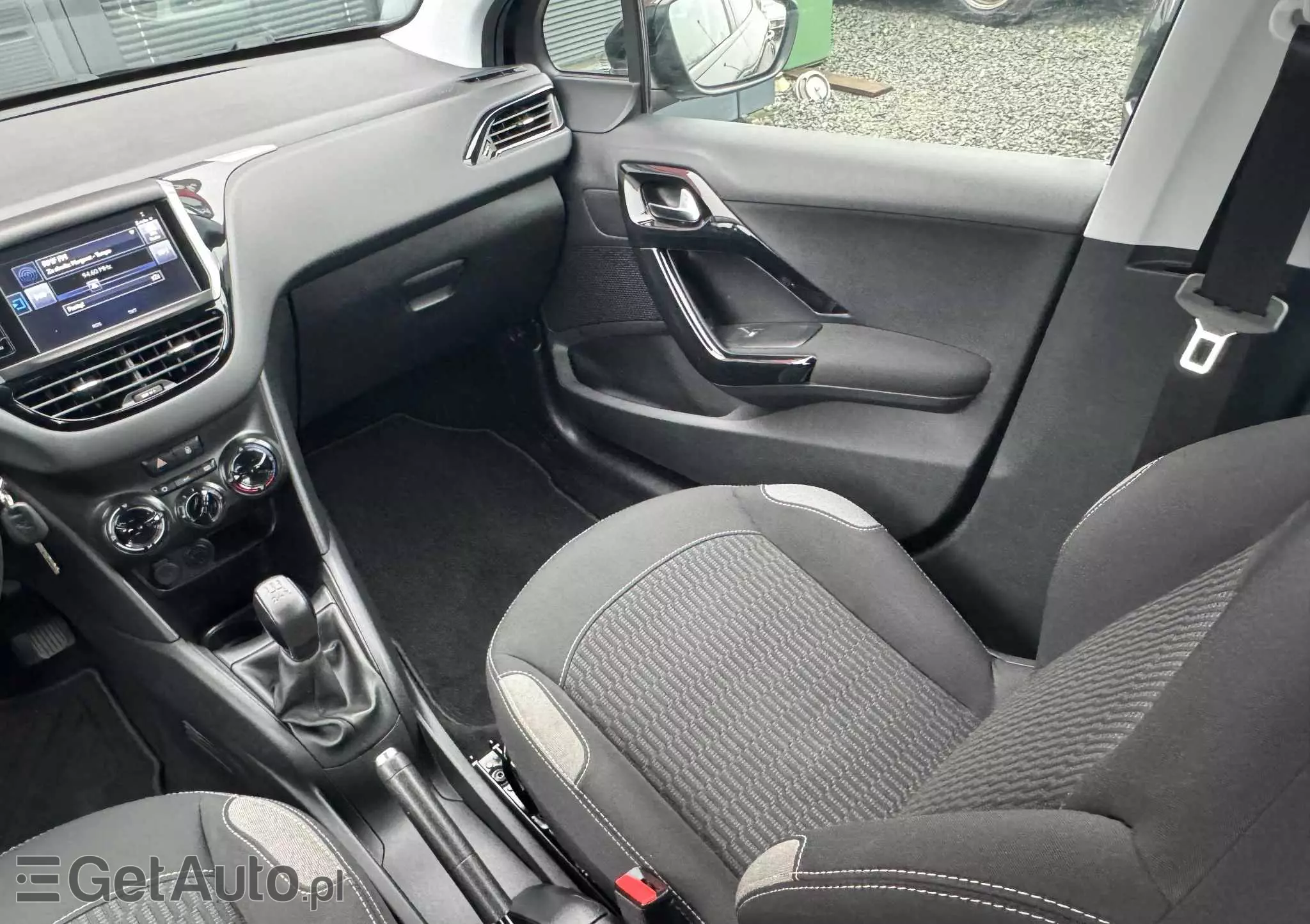 PEUGEOT 208 68 VTI Access