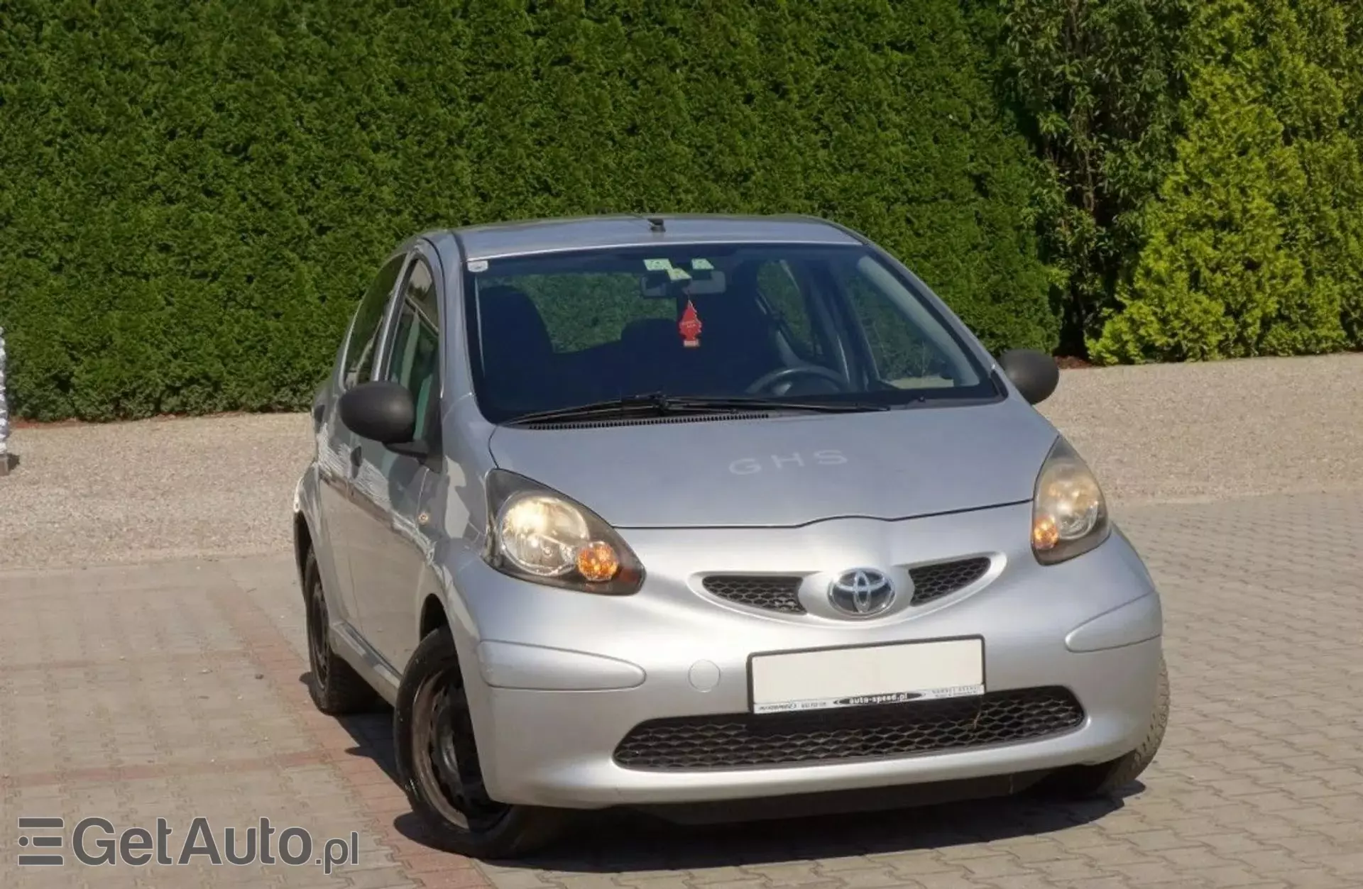 TOYOTA Aygo 1.0i 12V (67 KM)