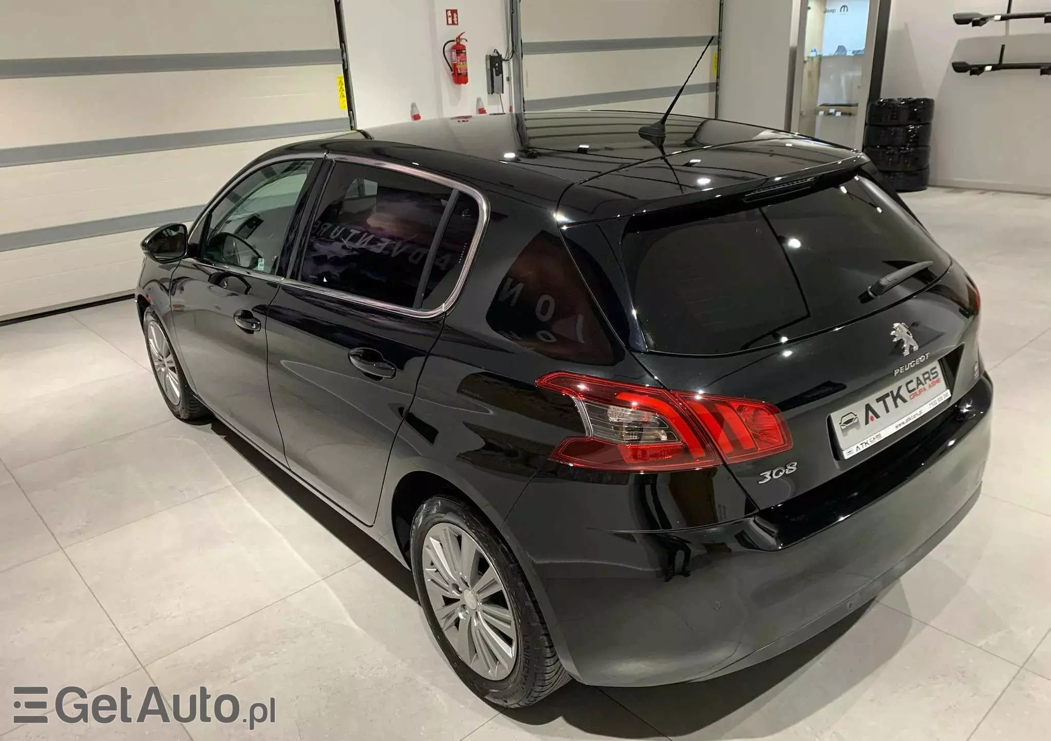 PEUGEOT 308 