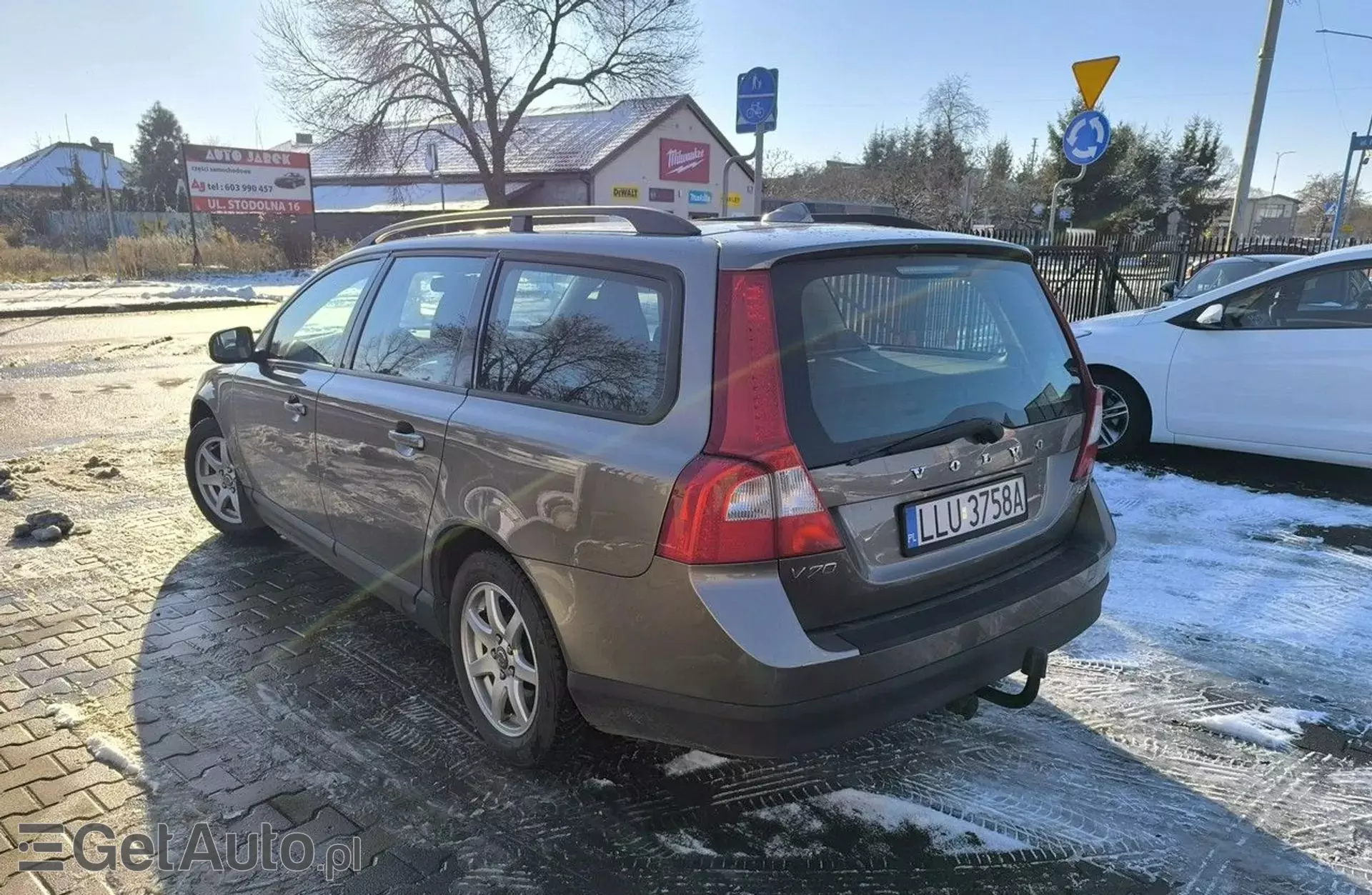 VOLVO V70 