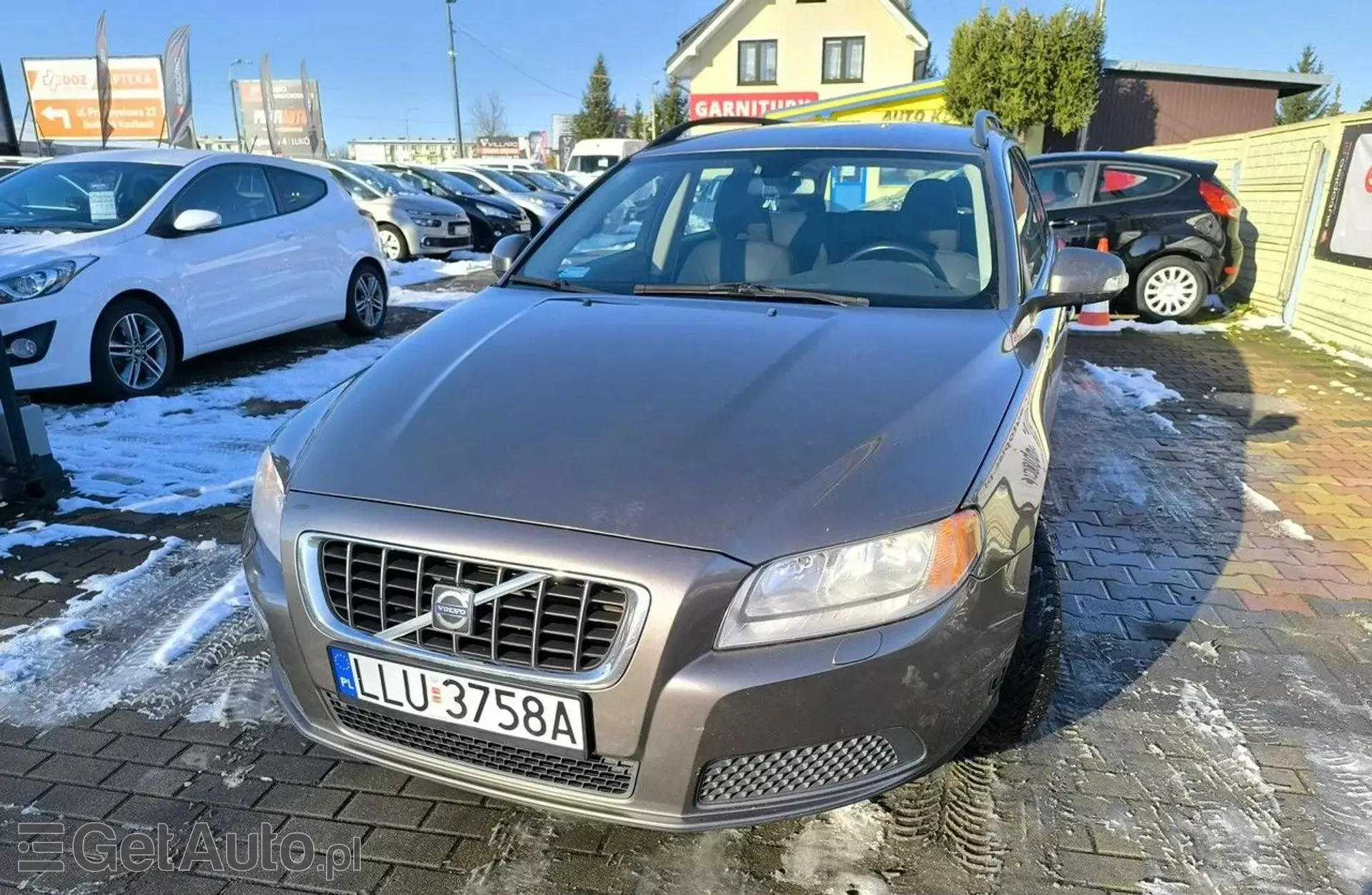 VOLVO V70 