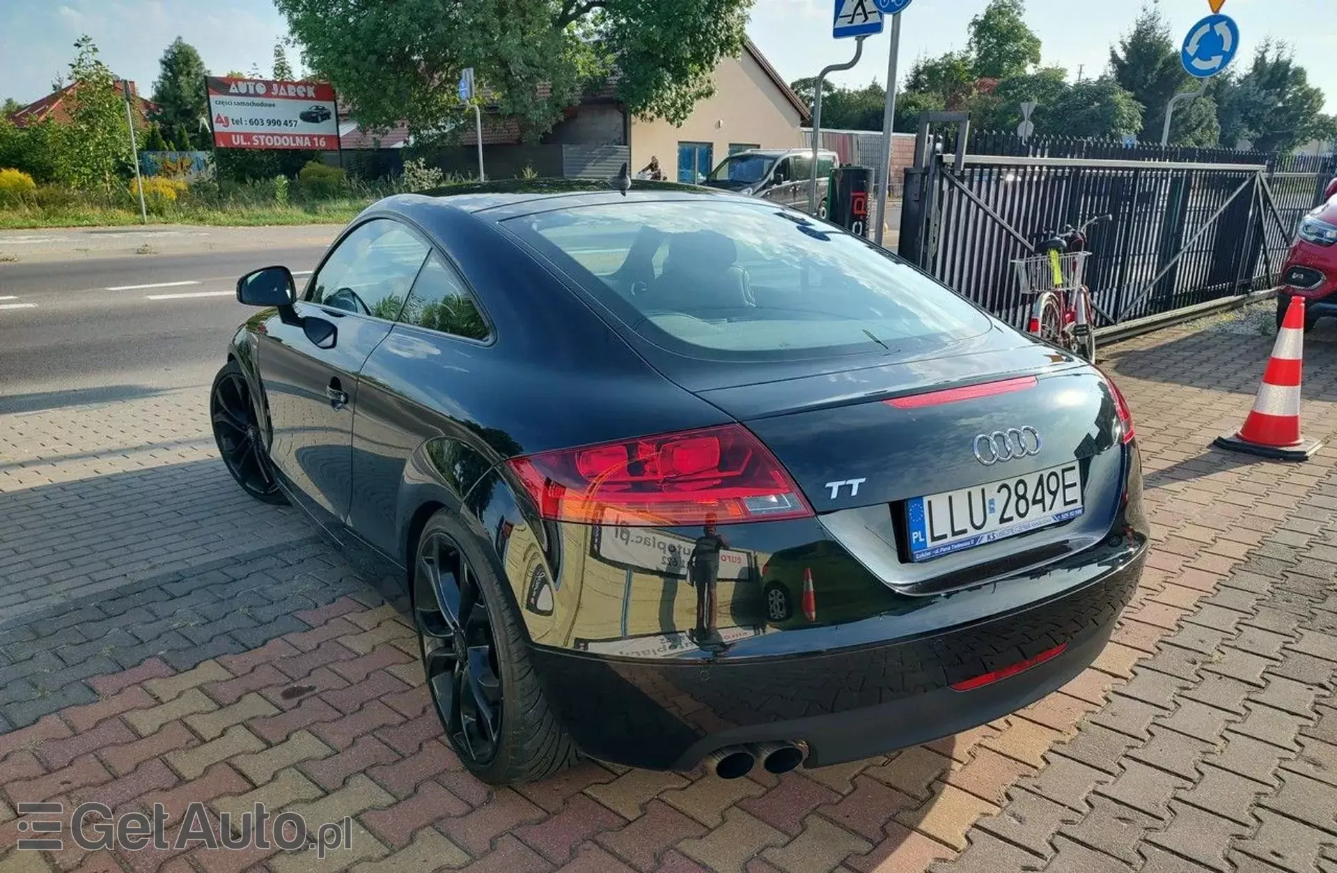 AUDI TT 