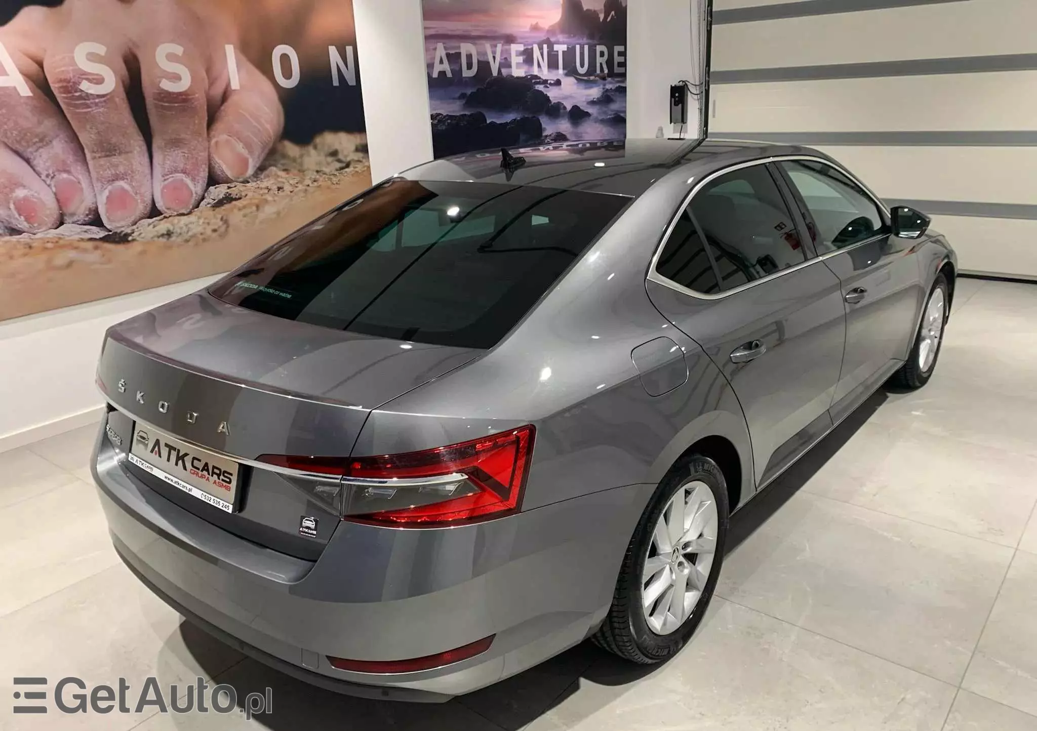 SKODA Superb 