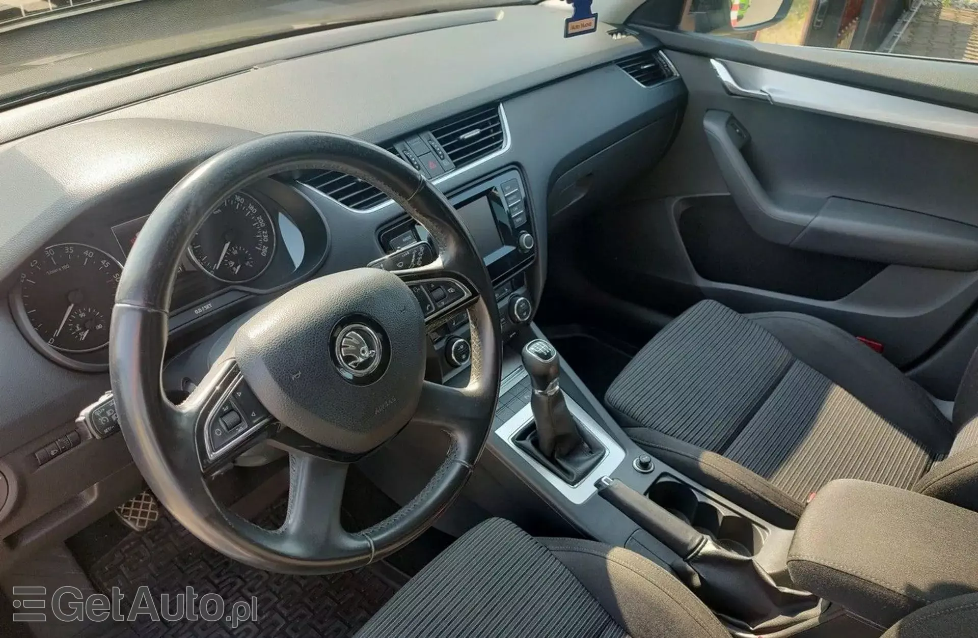 SKODA Octavia 