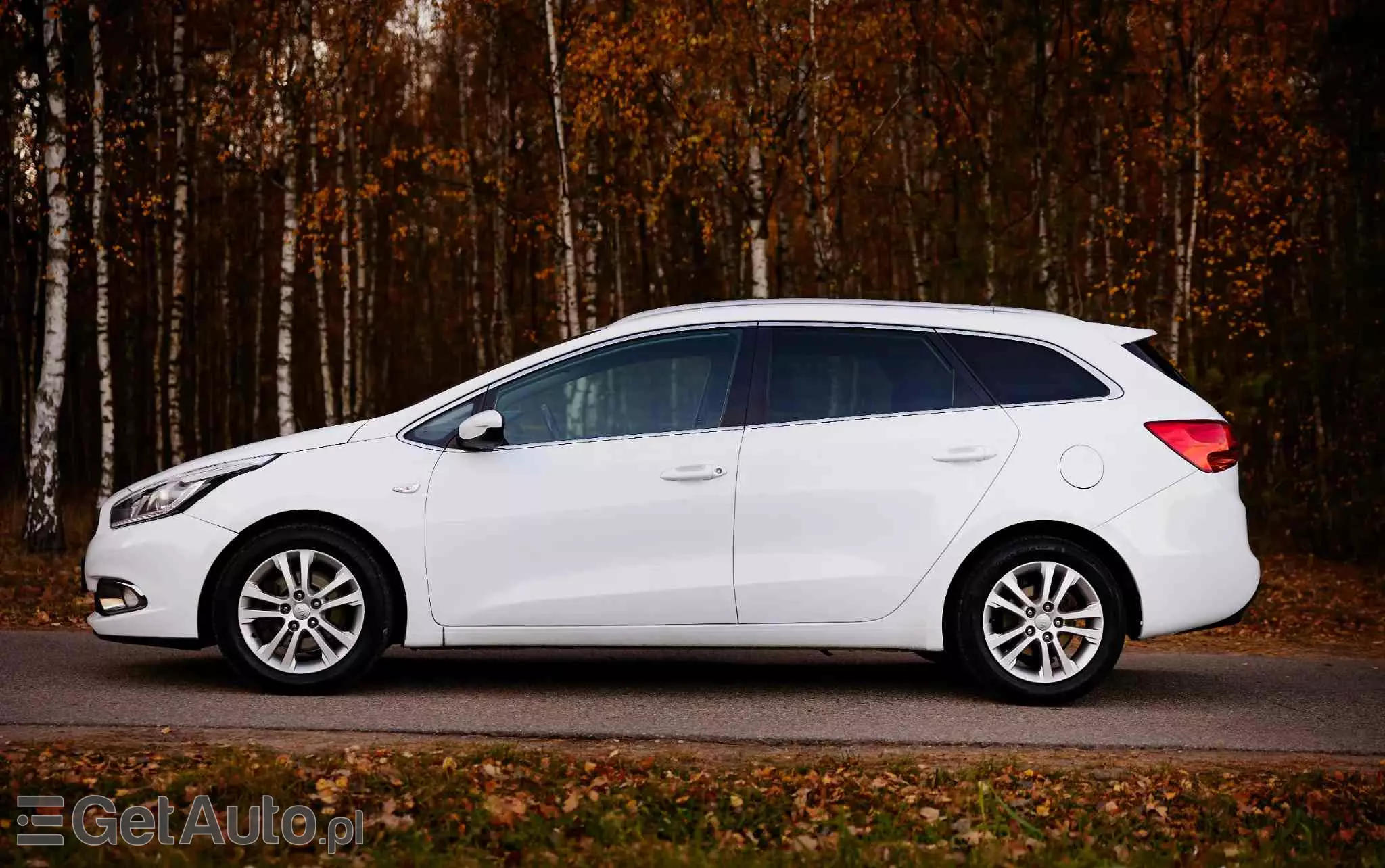 KIA Ceed 1.6 CRDi 128 ISG SW Fifa World Cup Edition