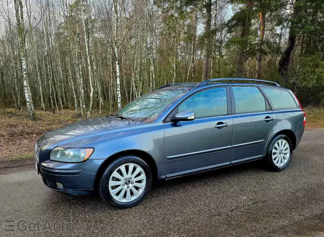 VOLVO V50 2.4 Kinetic