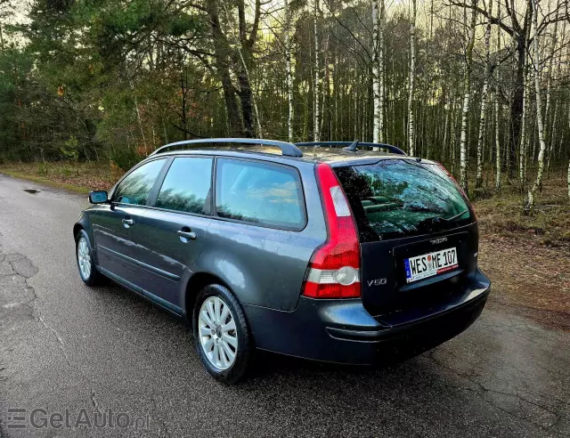 VOLVO V50 2.4 Kinetic