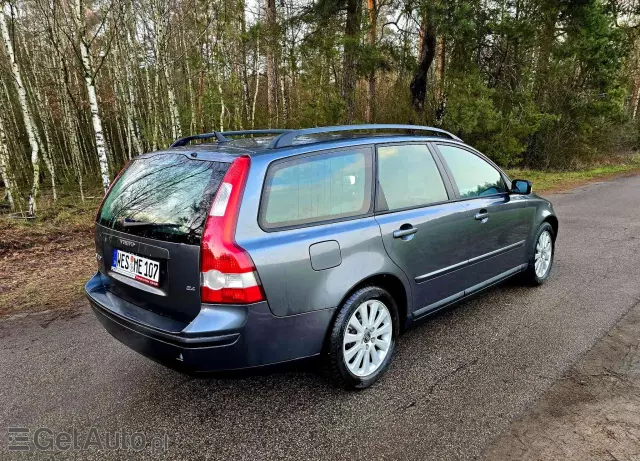 VOLVO V50 2.4 Kinetic