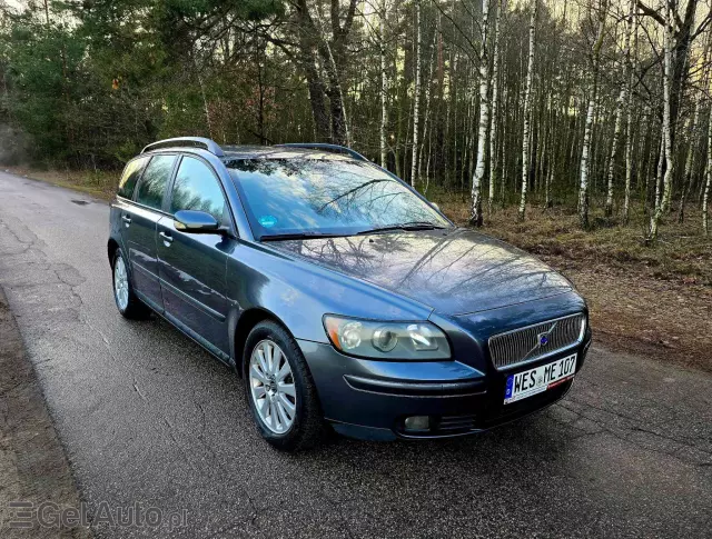 VOLVO V50 2.4 Kinetic