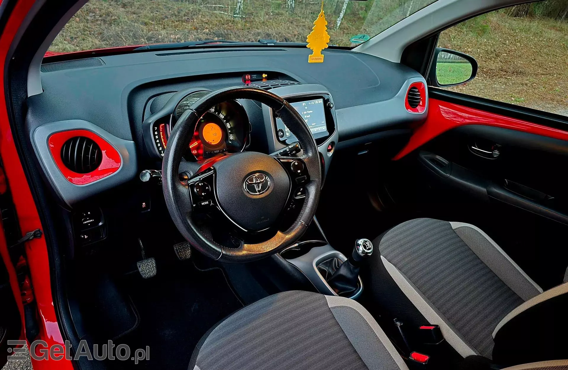 TOYOTA Aygo 1.0 VVT-i (72 KM)