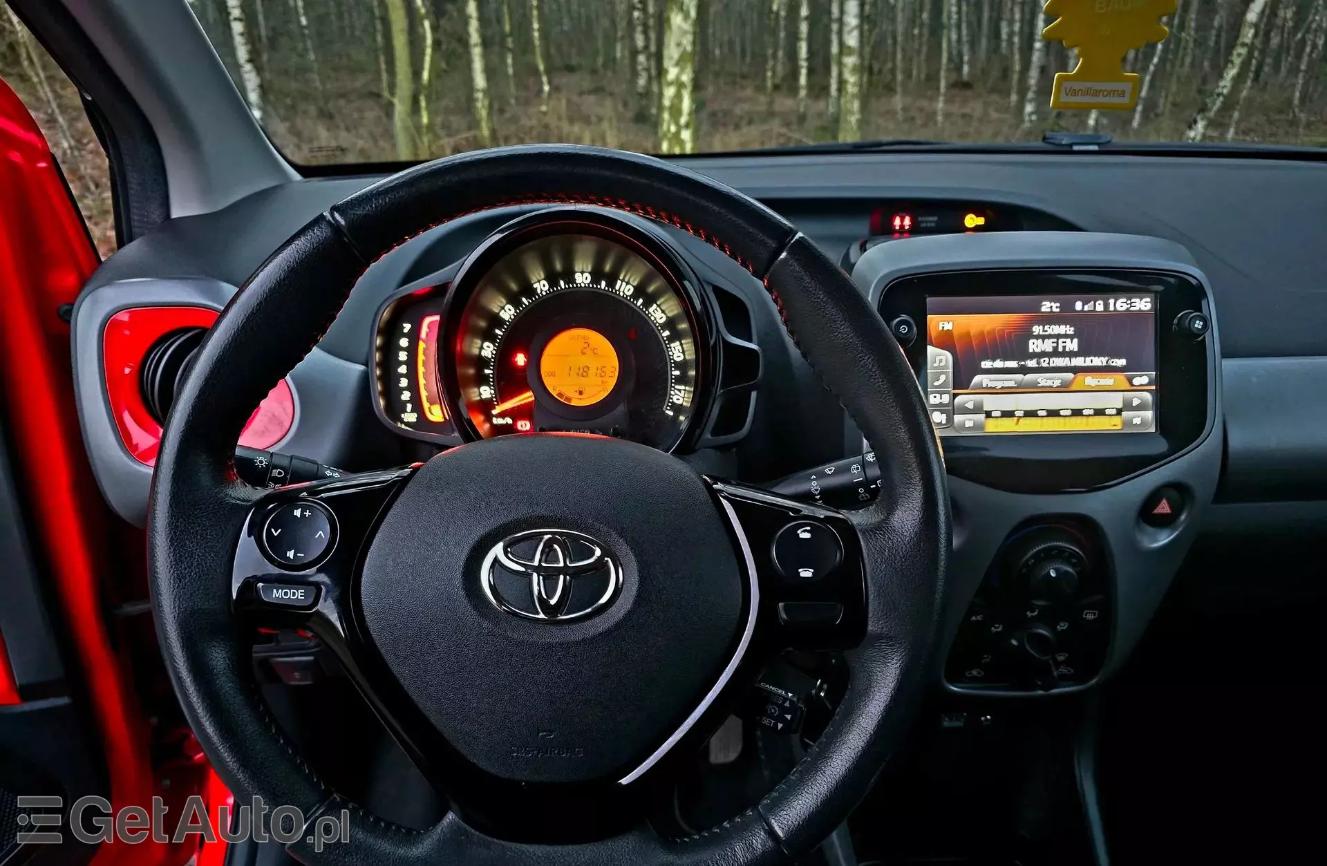 TOYOTA Aygo 1.0 VVT-i (72 KM)