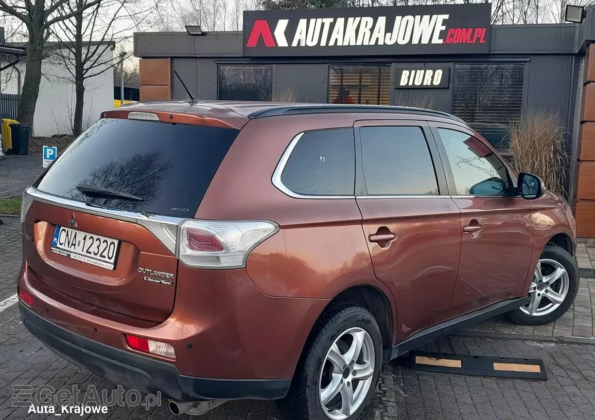 MITSUBISHI Outlander 2.0 Intense