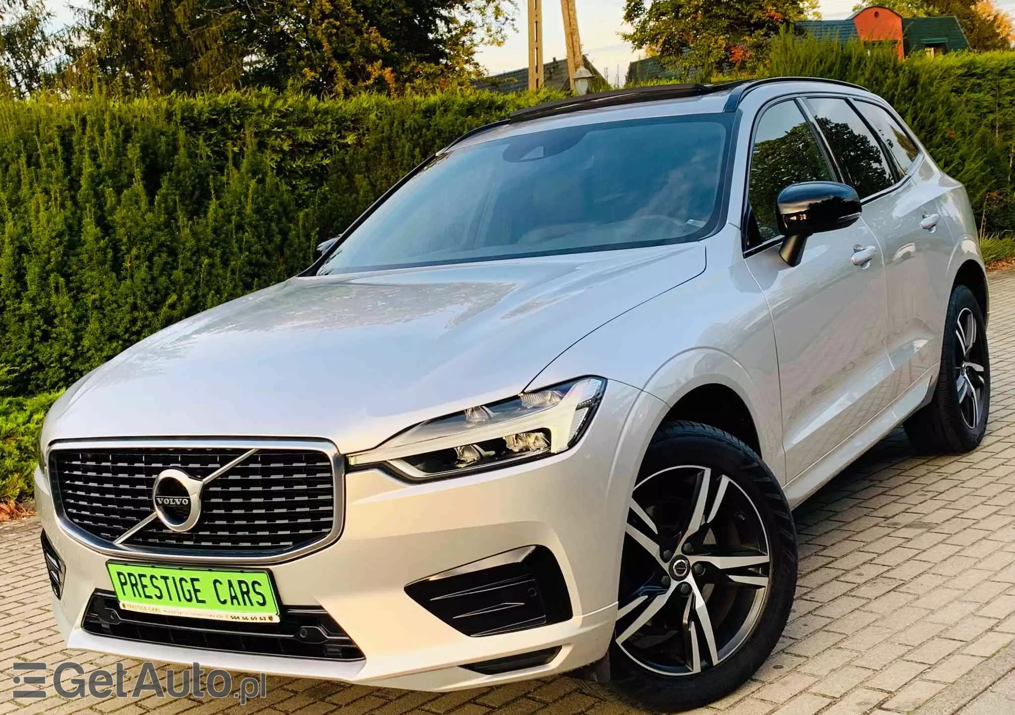 VOLVO XC 60 D4 R-Design