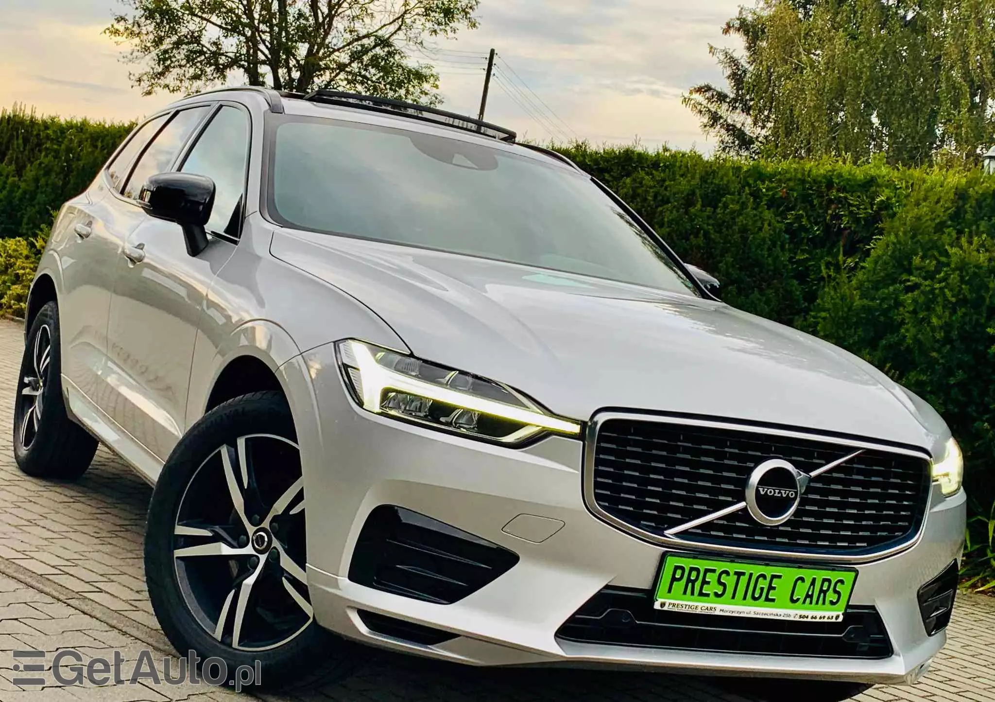 VOLVO XC 60 D4 R-Design