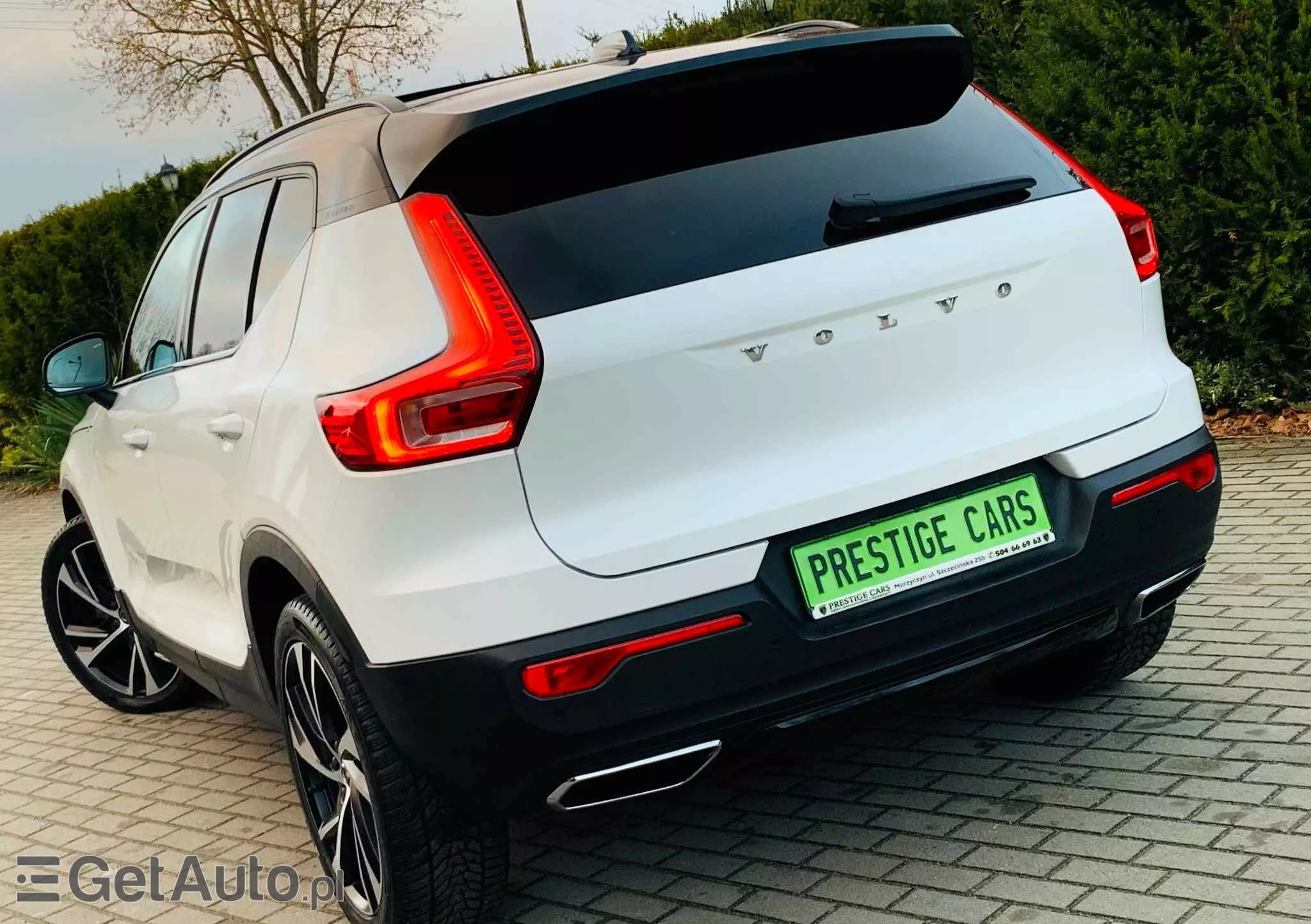 VOLVO XC 40 D3 R-Design