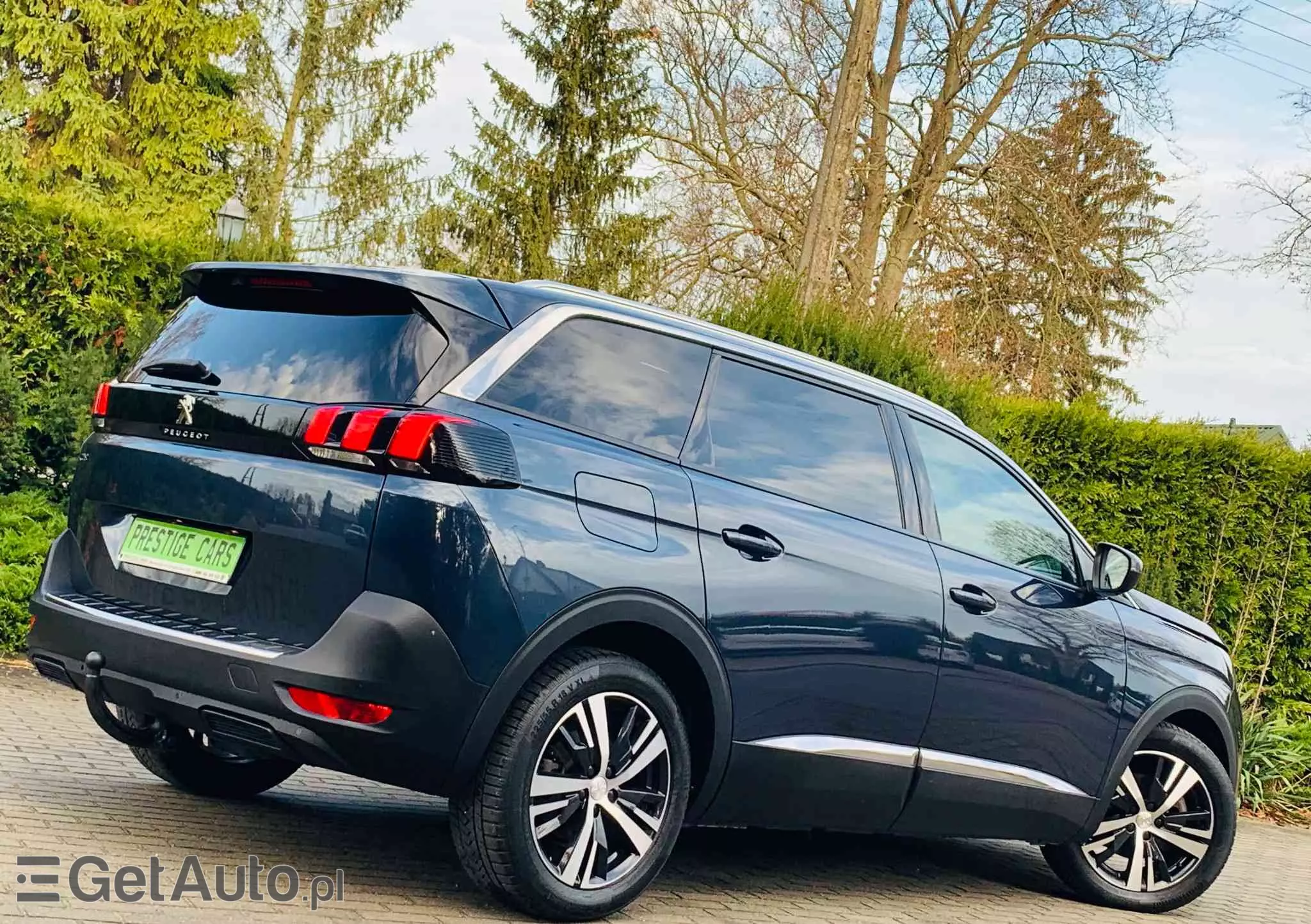 PEUGEOT 5008 1.5 BlueHDi Allure S&S