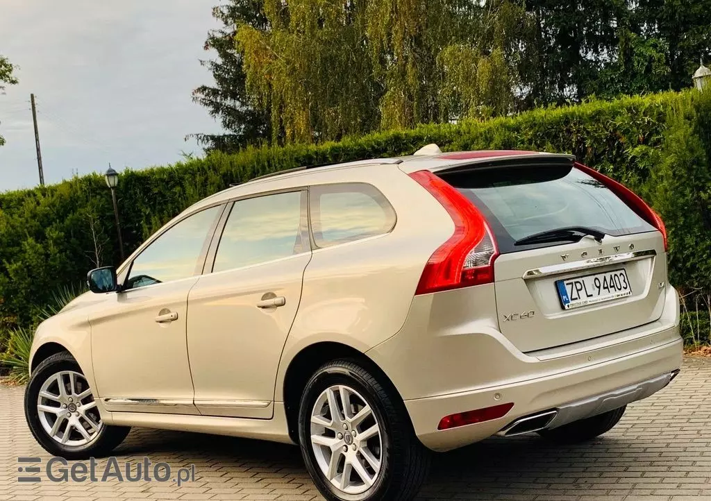 VOLVO XC 60 D4 Summum