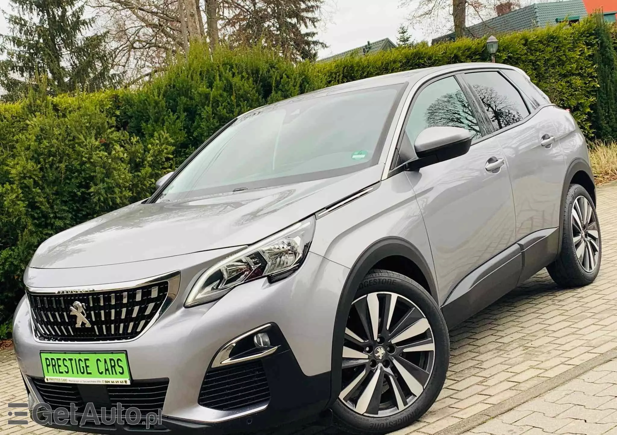 PEUGEOT 3008 1.2 PureTech Allure S&S EAT8