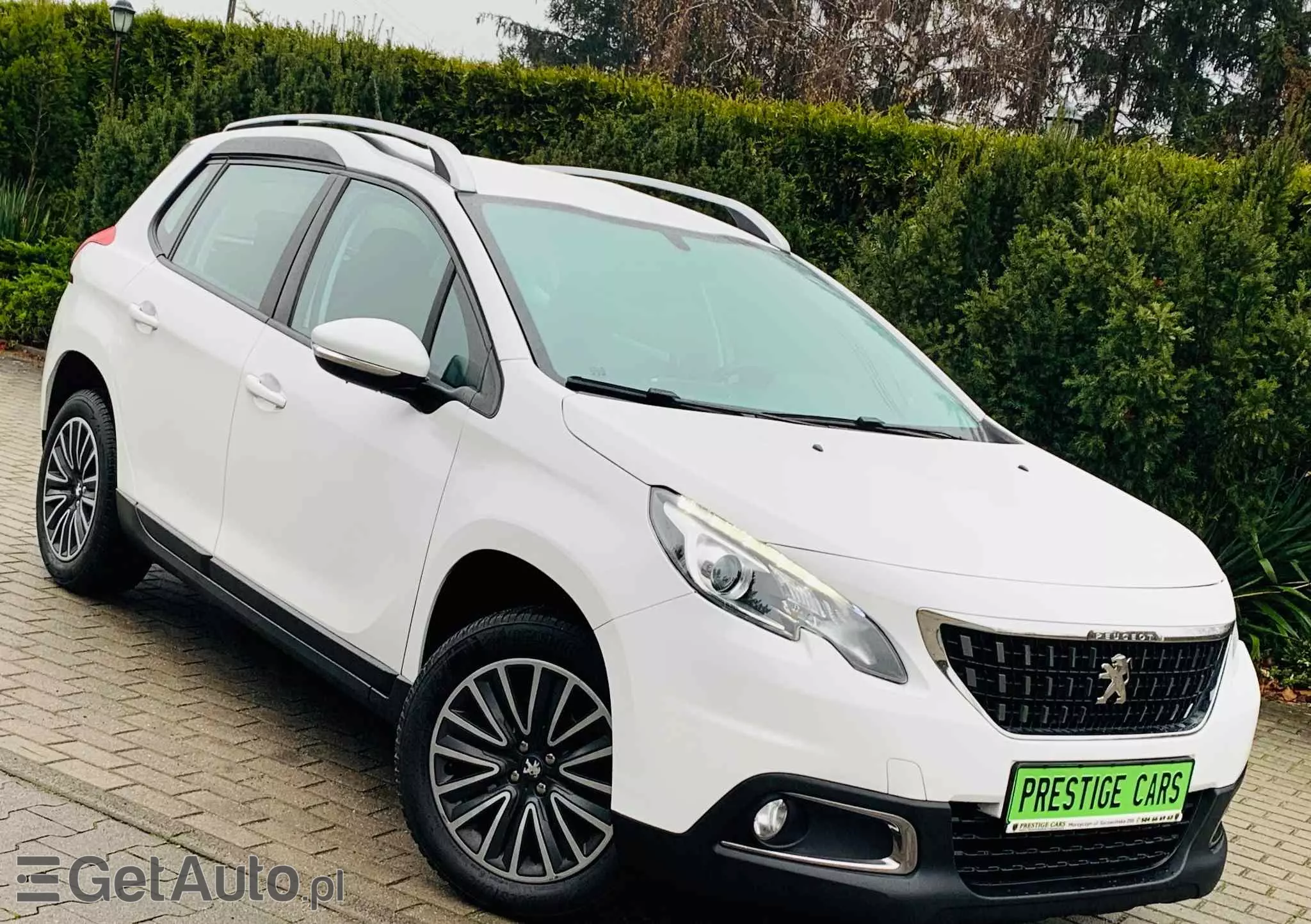 PEUGEOT 2008 