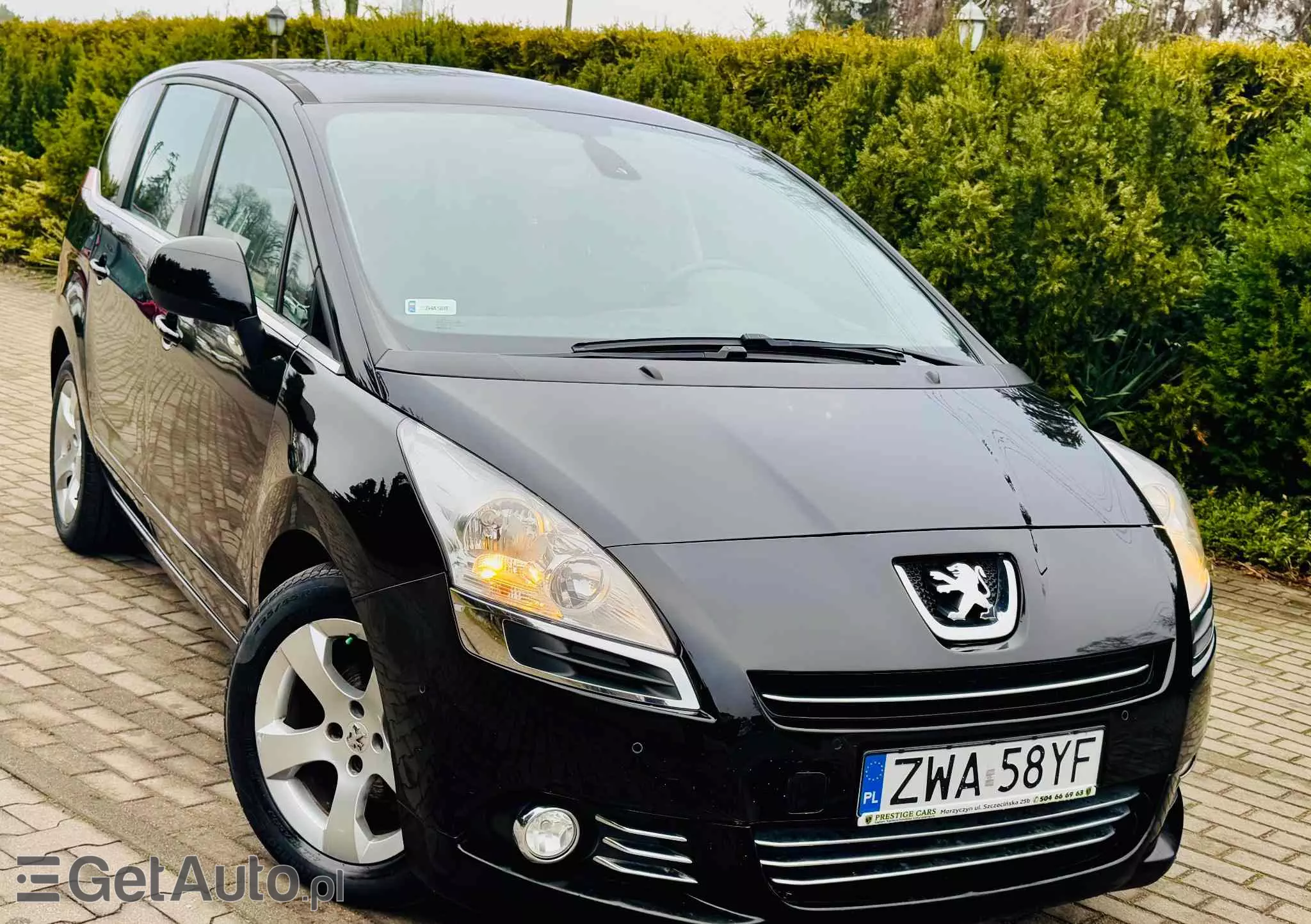 PEUGEOT 5008 1.6 e-HDi Active S&S 7os